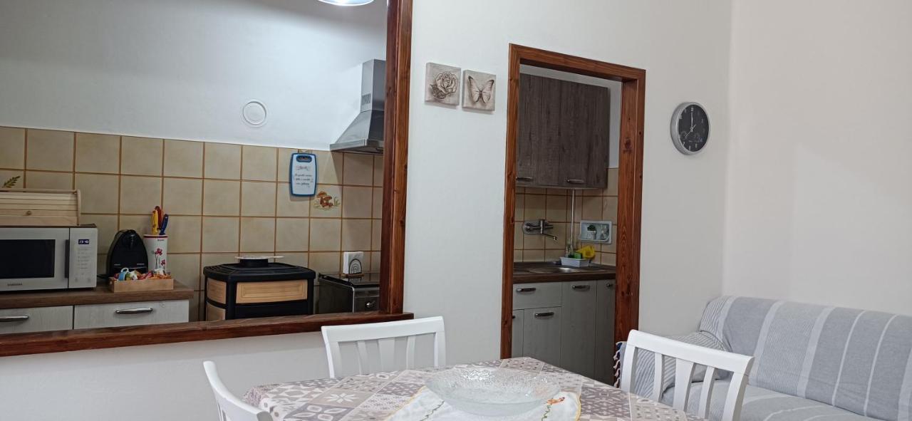Apartament La Casa Di Ali Abbadia San Salvator Zewnętrze zdjęcie